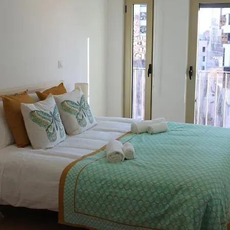 Apartment 5min Walk From Subway Station & Free Parking Lisbon