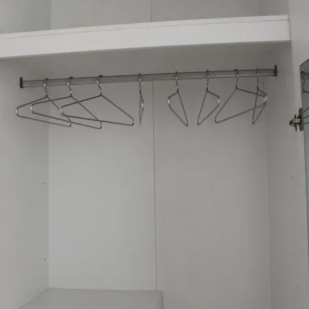 Free Parking & 5Min Walk To Subway Lisbon