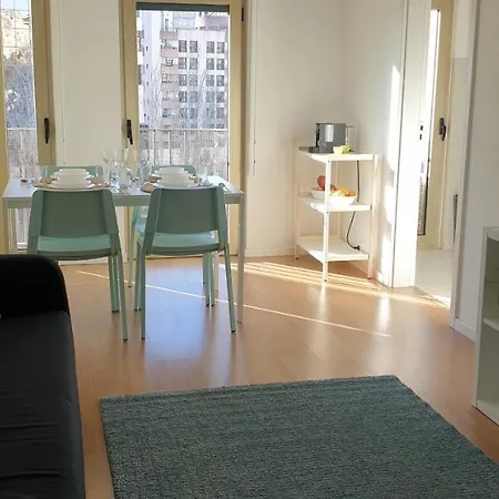 Appartamento 5min Walk From Subway Station & Free Parking *